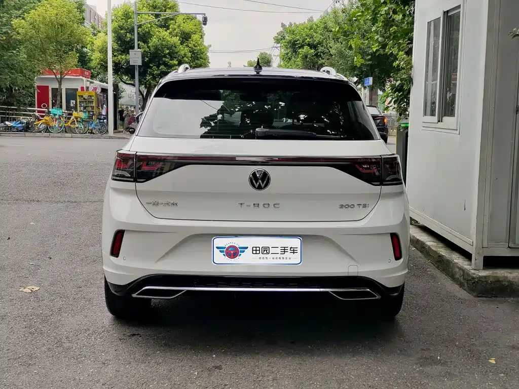 Volkswagen T-Roc 2023 — фото 5