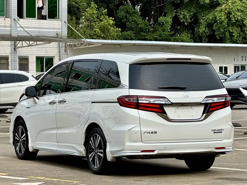 Honda Odyssey 2021 — фото 24