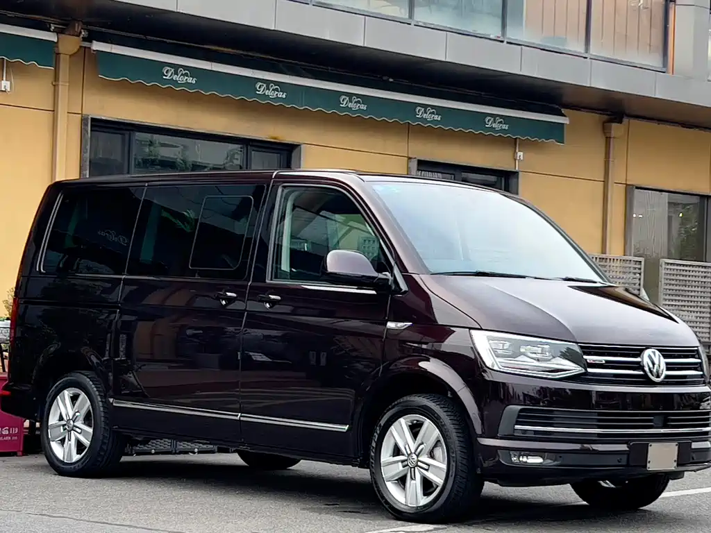 Volkswagen Multivan 2017 — фото 3