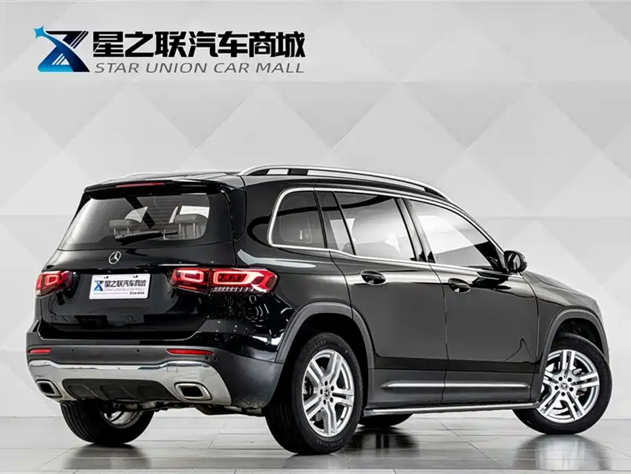 Mercedes-Benz GLB 2023