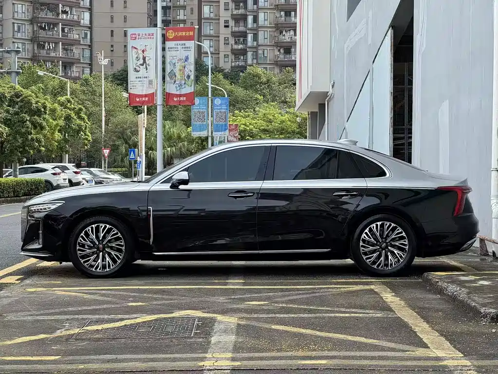 Hongqi H5 2023 — фото 12