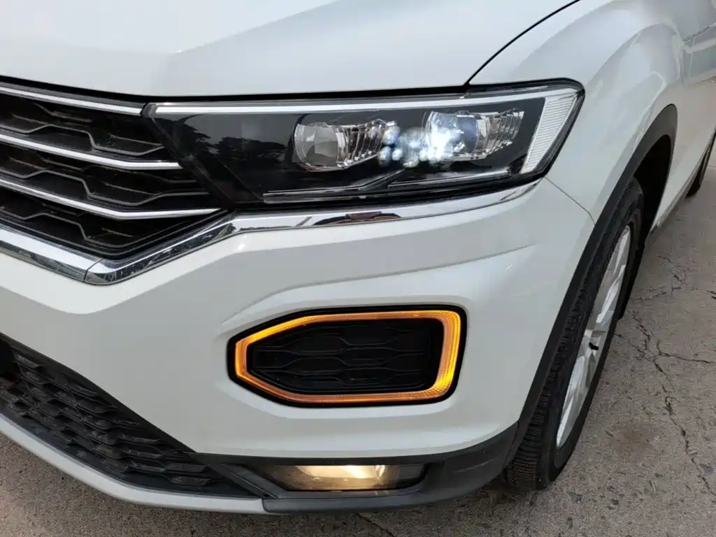 Volkswagen T-Roc 2021 — фото 24