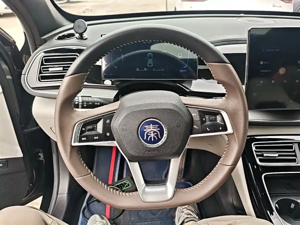BYD Qin PLUS 2023 — фото 11