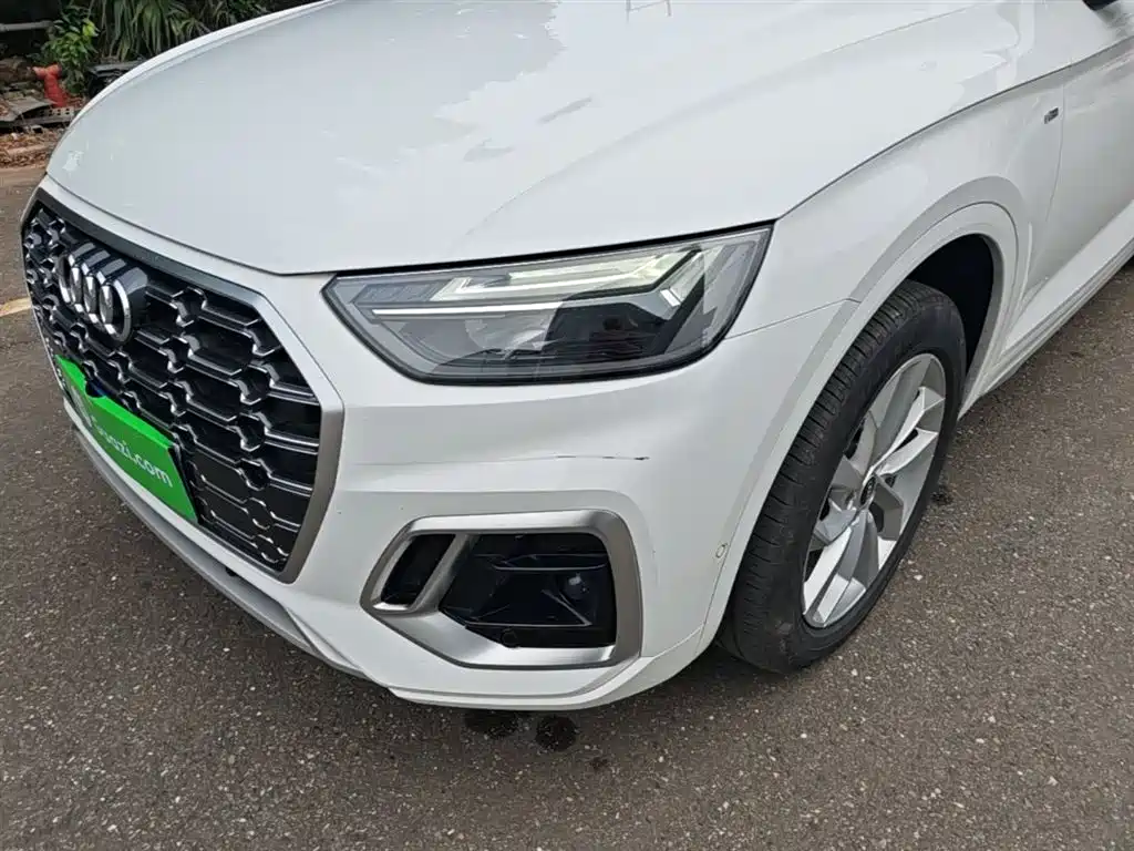 Audi Q5L 2022 — фото 24