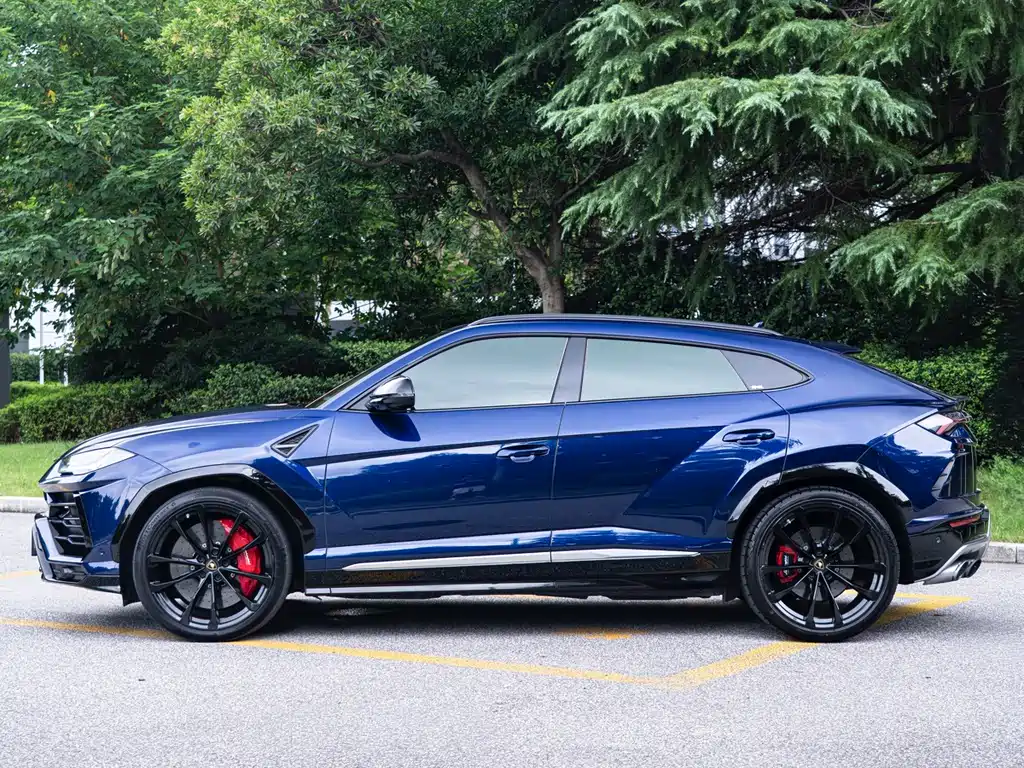 Lamborghini Urus 2019 — фото 4