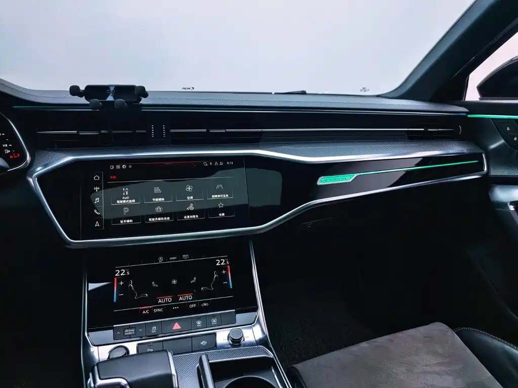 Audi A6L 2021 — фото 15
