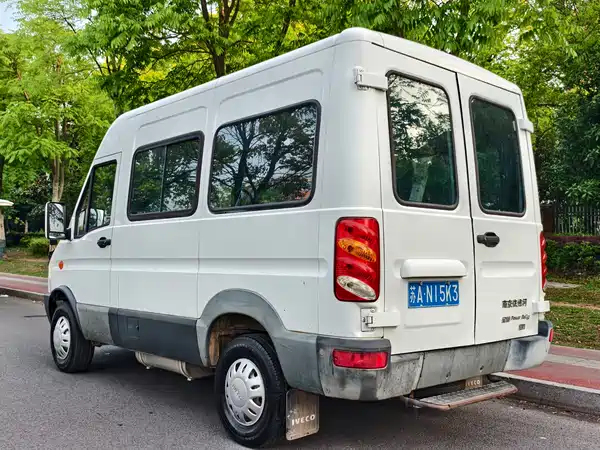 Iveco Bodhi 2013