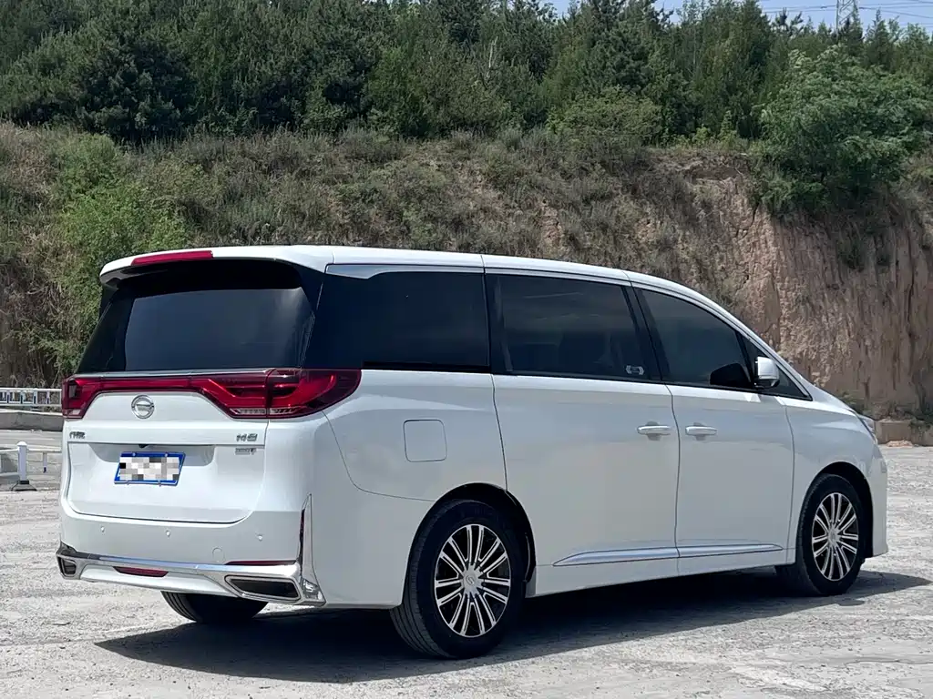 GAC Motor Trumpchi M8 2022 — фото 4