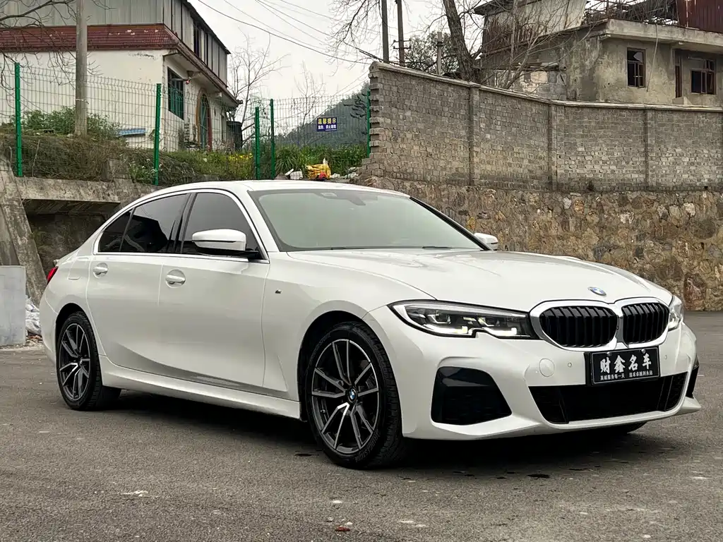 BMW 3 Series 2022