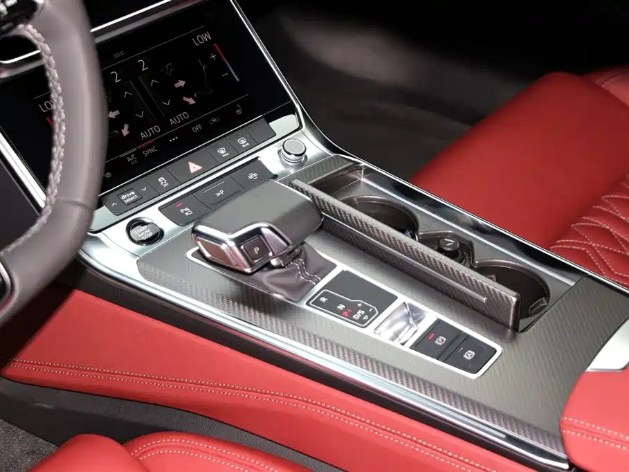 Audi A7L 2024 — фото 6