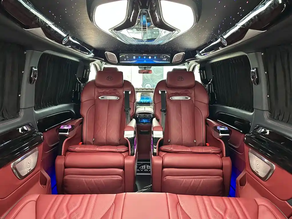 Mercedes-Benz Vito 2023 — фото 15