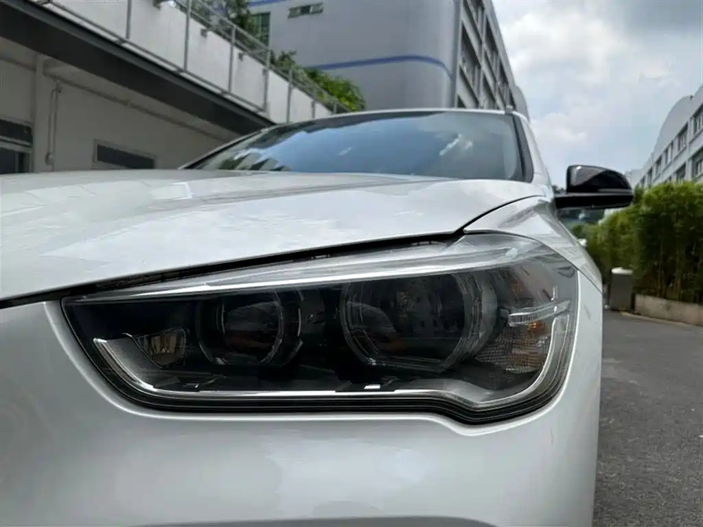 BMW X1 2018 — фото 16