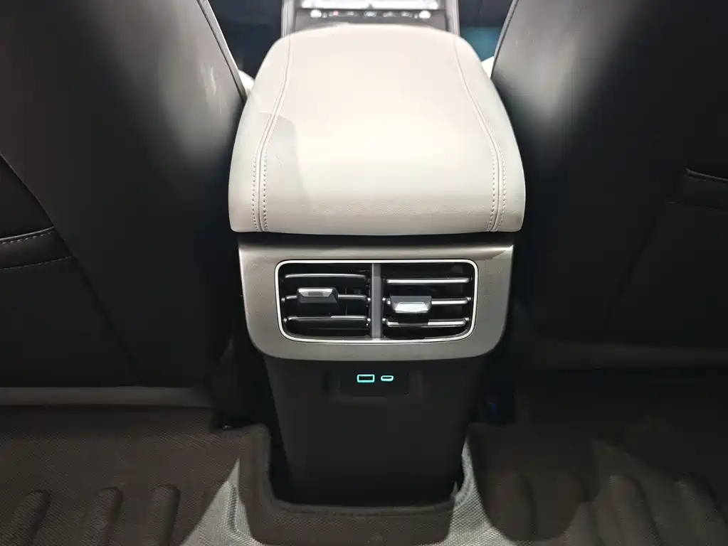 BYD Seal 06 DM-i Wagon 2025 — фото 12