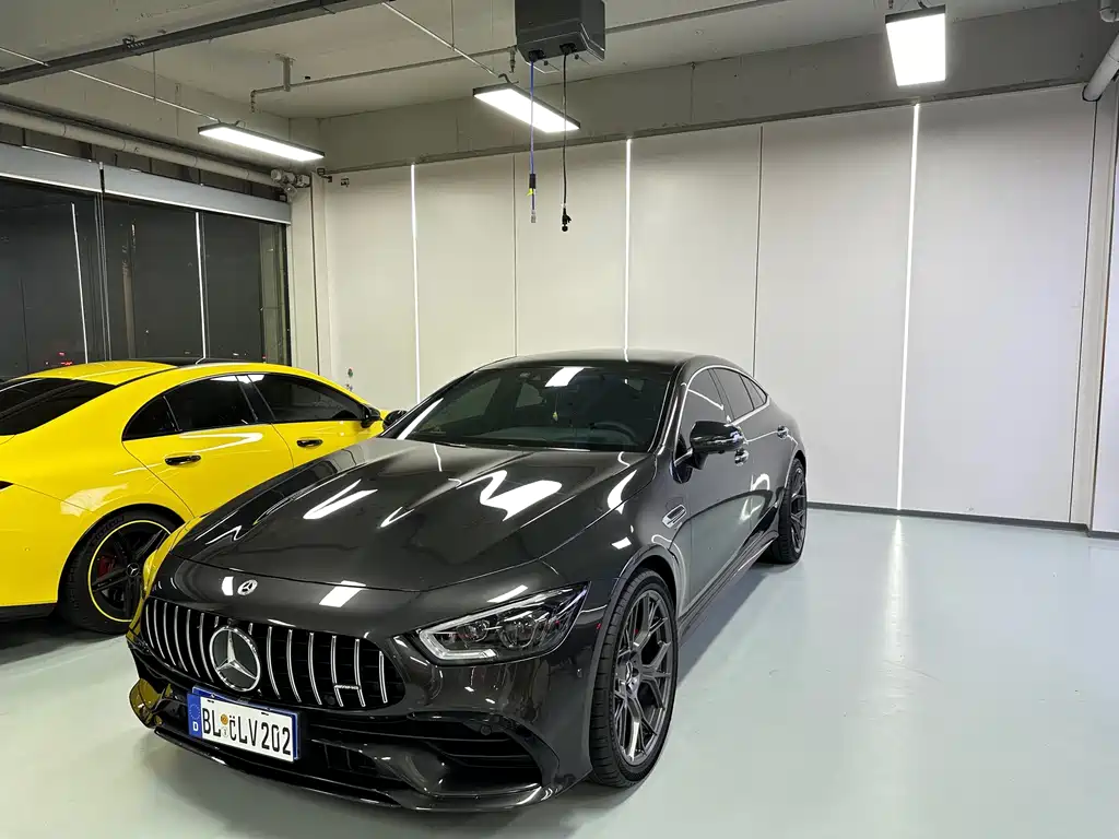 Mercedes-Benz AMG GT 2025 — фото 1