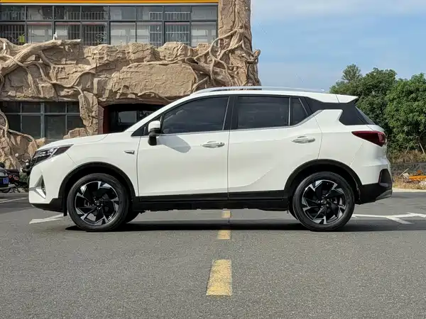 GAC Trumpchi GS3 2023