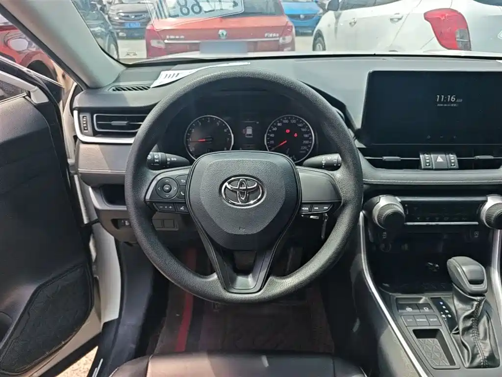 Toyota Wildlander 2023 — фото 11