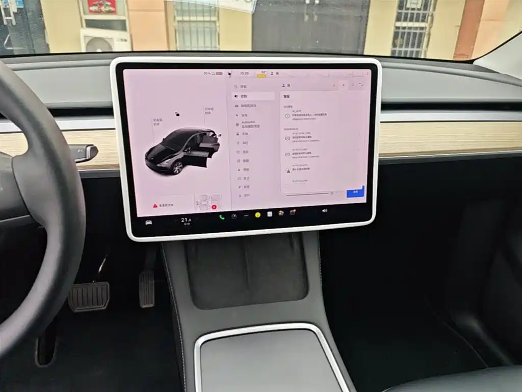 Tesla Model Y 2023 — фото 13