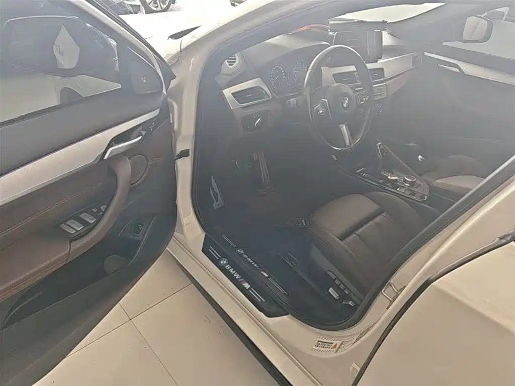 BMW X2 2022 — фото 16