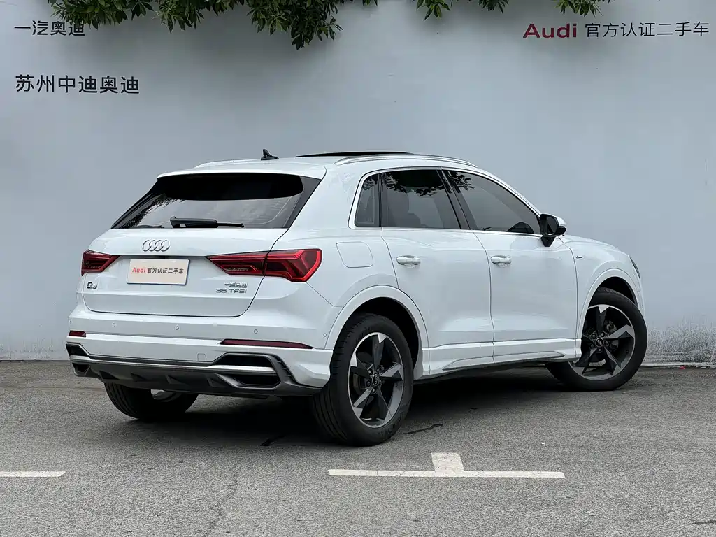 Audi Q3 2022 — фото 4
