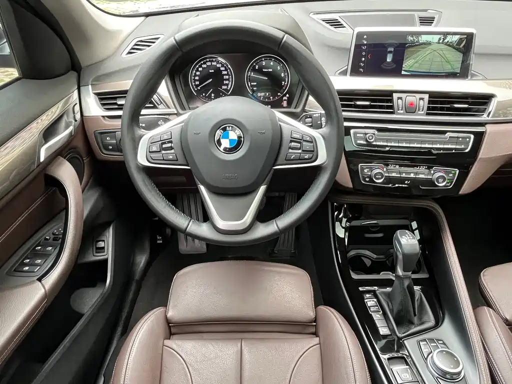 BMW X1 2019 — фото 11
