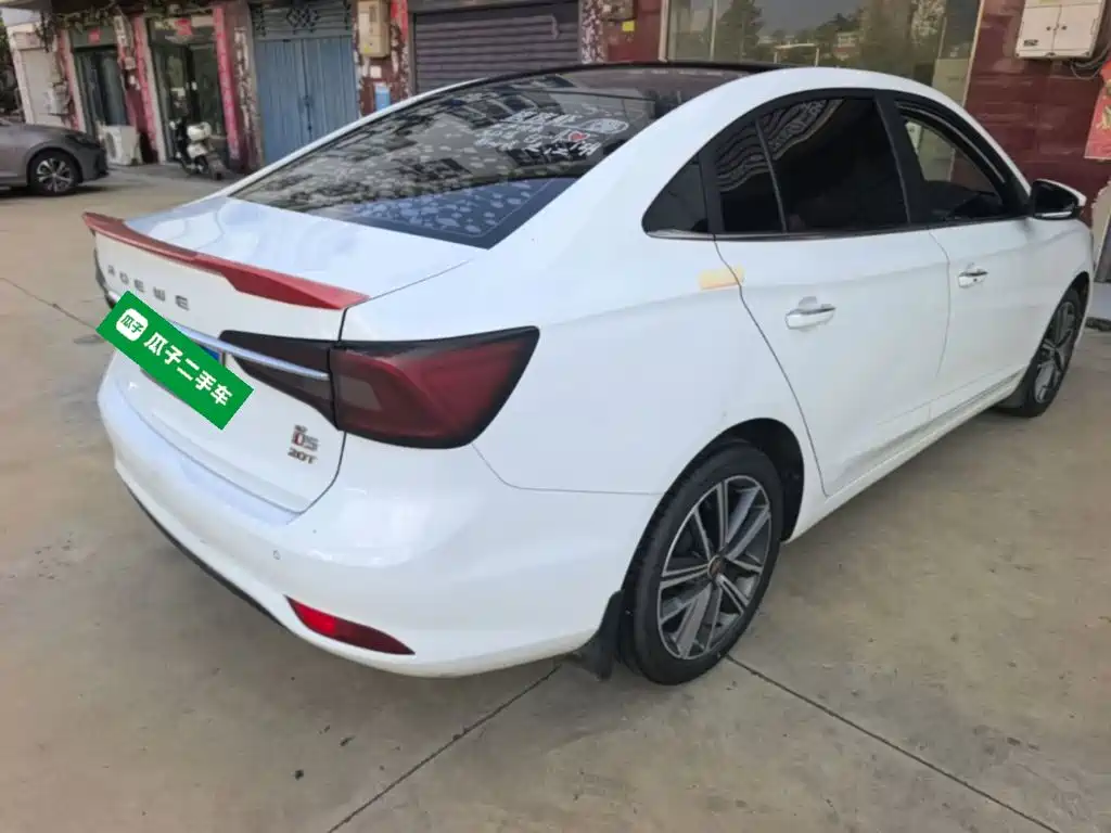 Roewe i5 2019