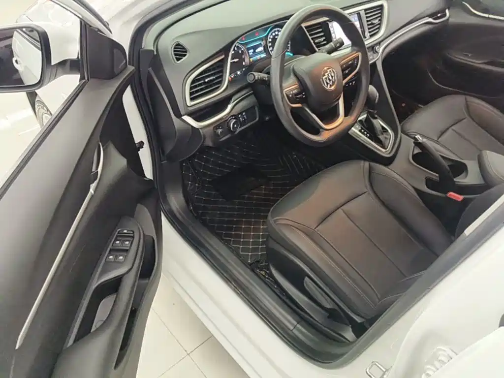 Buick Excelle 2021 — фото 16