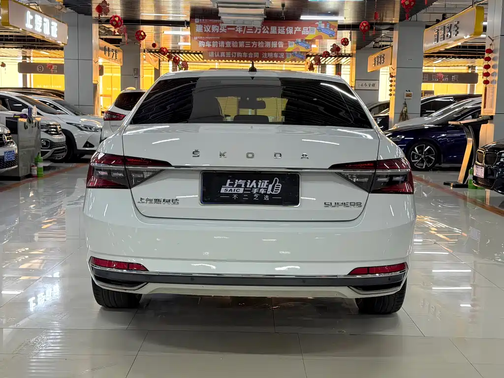 Skoda Superb 2022