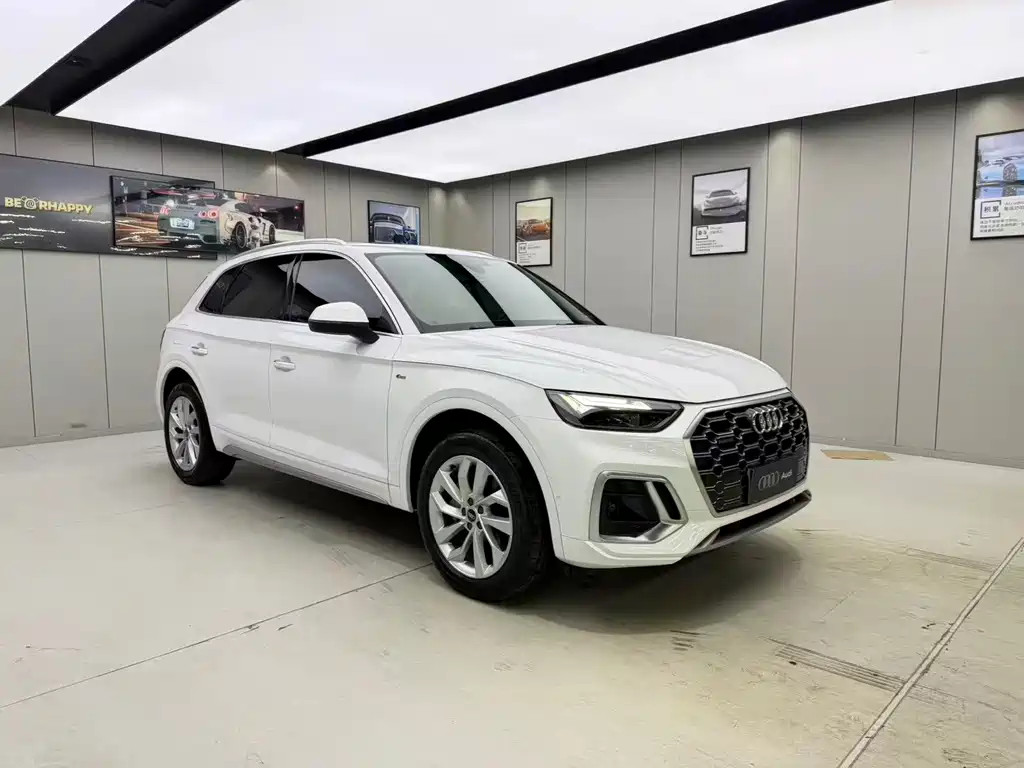 Audi Q5L 2022 — фото 2