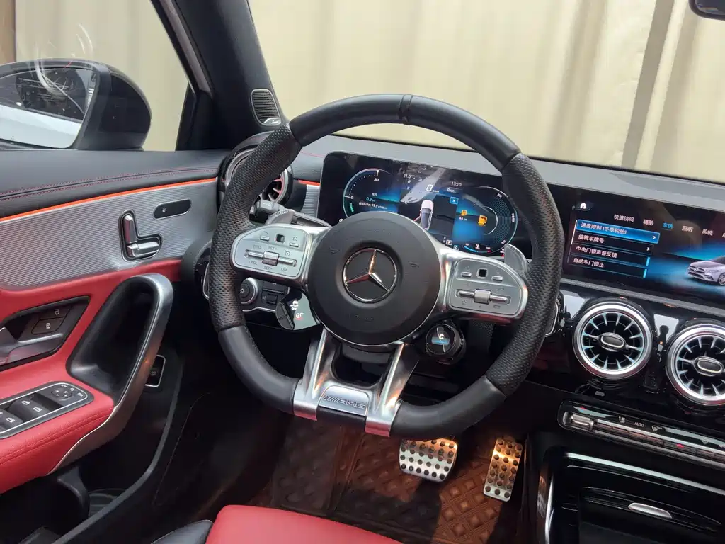 Mercedes-Benz A-Class AMG 2023 — фото 5