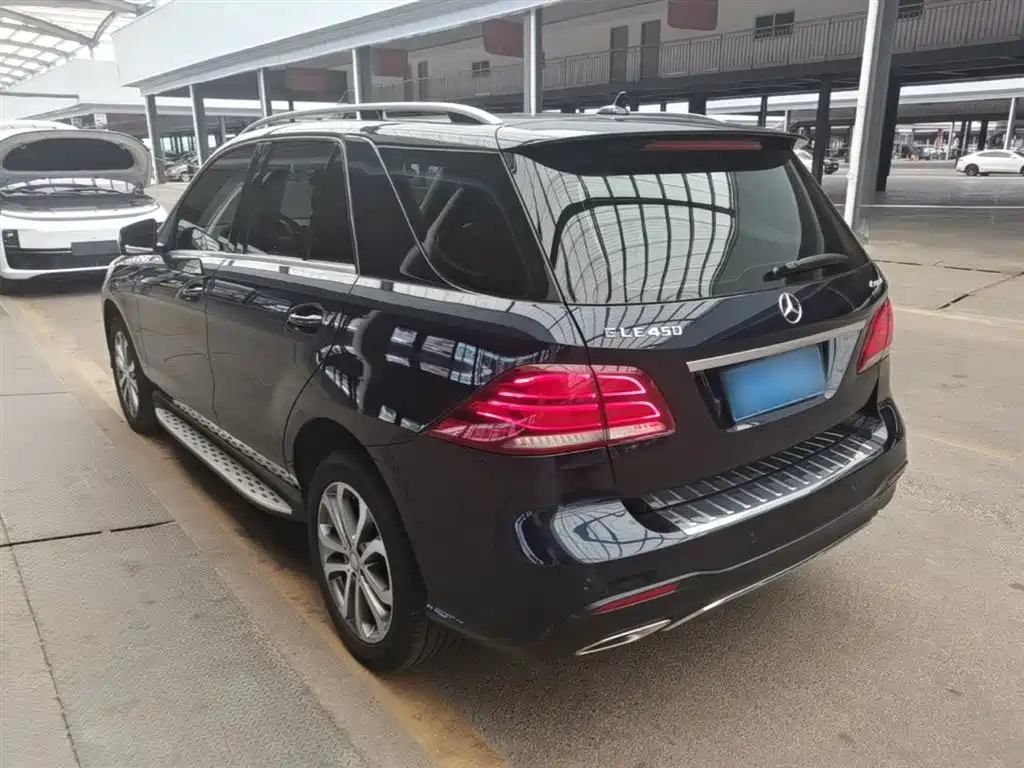 Mercedes-Benz GLE 2017 — фото 5