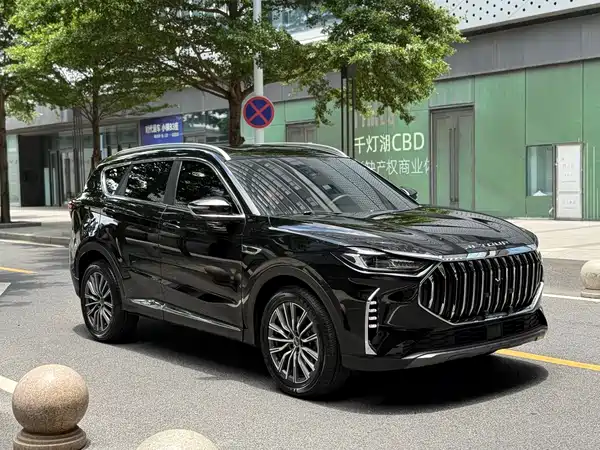 Jetour X70 PLUS 2025