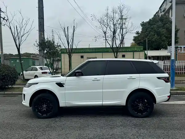 Land Rover Range Rover Sport 2015