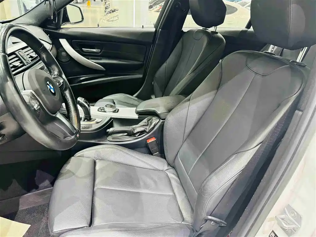 BMW 3 Series 2015 — фото 12