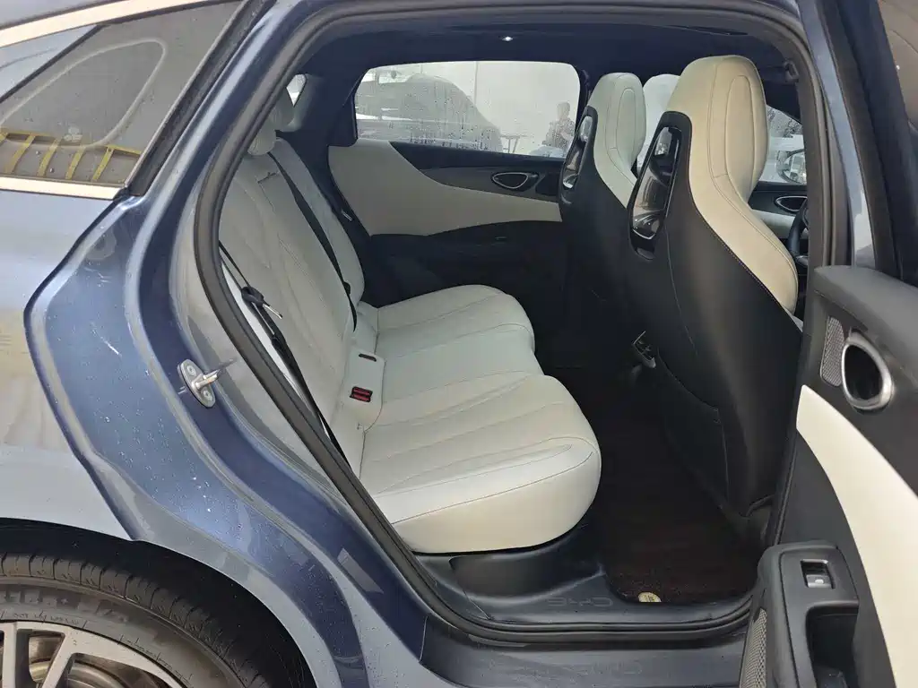 BYD Seal 06 2025