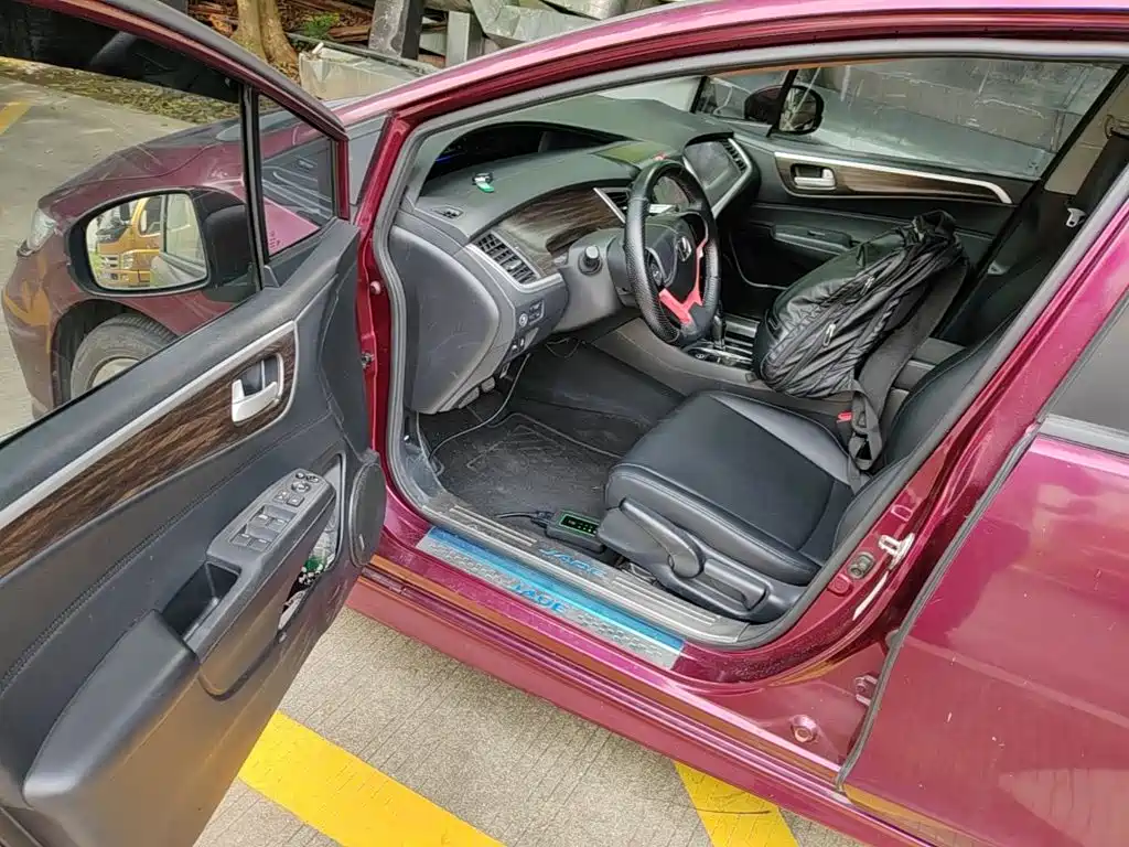 Honda Jade 2018 — фото 16