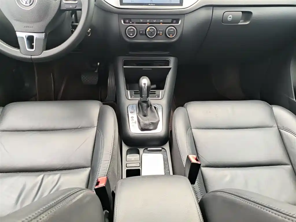 Volkswagen Tiguan 2014 — фото 14
