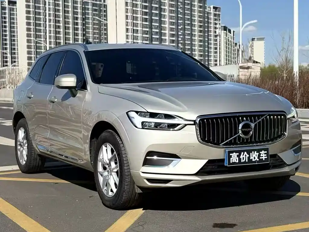 Volvo XC60 2020 — фото 3