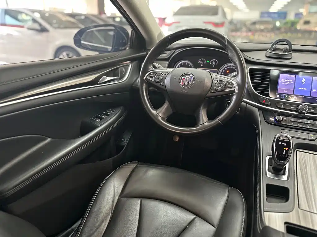 Buick LaCrosse 2022 — фото 13