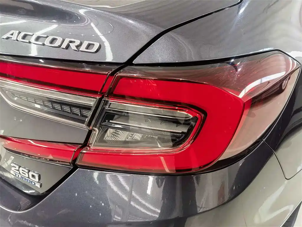 Honda Accord 2022 — фото 20