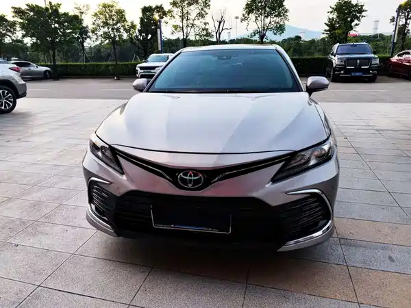Toyota Camry 2021