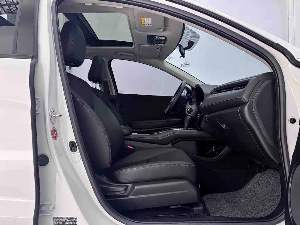 Honda Vezel 2021 — фото 12