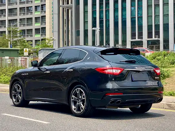 Maserati Levante 2016