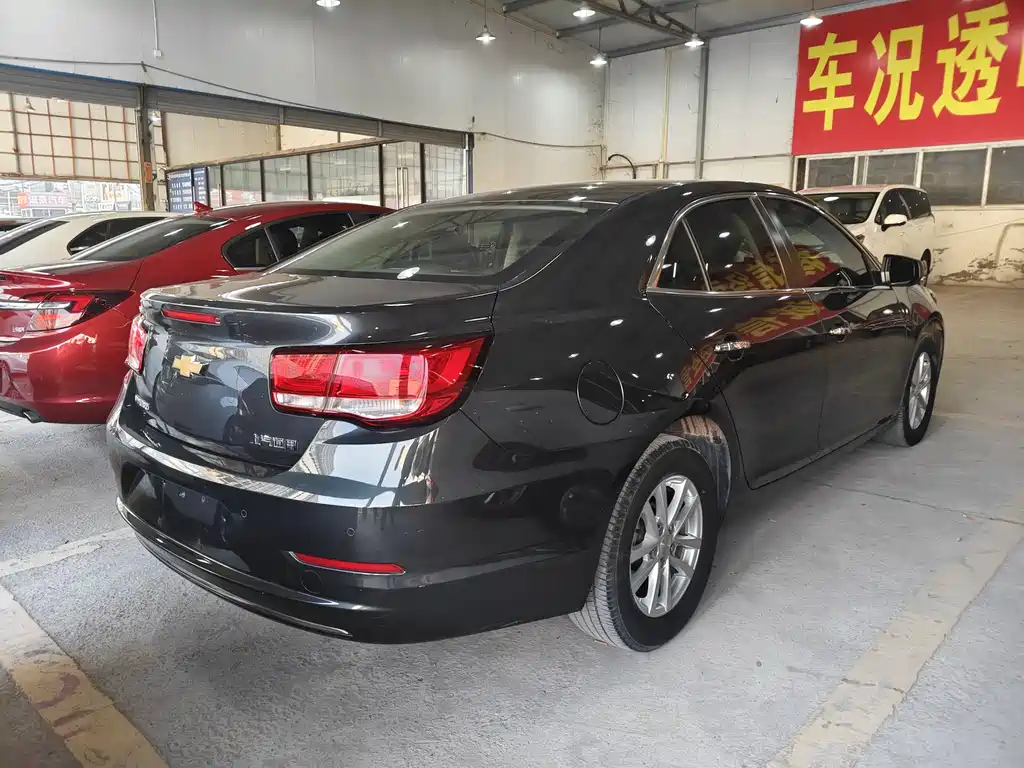 Chevrolet Malibu 2018 — фото 10