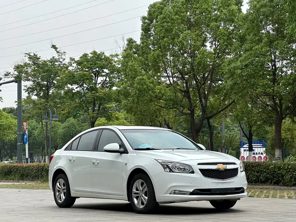 Chevrolet Cruze 2015 — фото 3