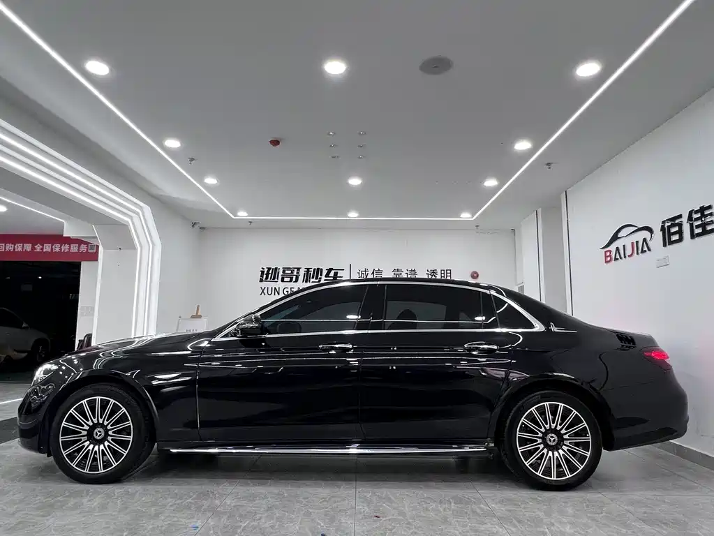 Mercedes-Benz E-Class 2023 — фото 4