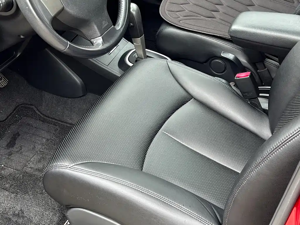 Nissan Tiida 2009