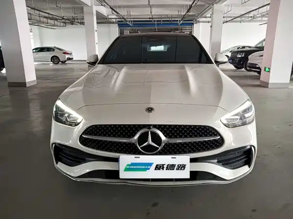 Mercedes-Benz C-Class 2022