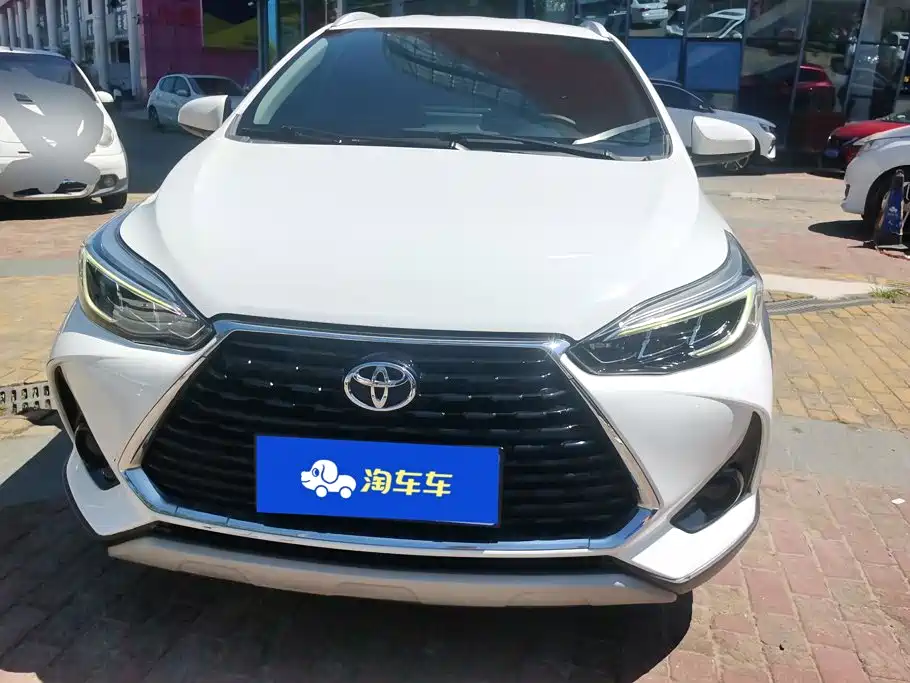 Toyota Yaris L 2020