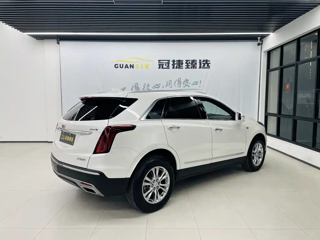 Cadillac XT5 2024 — фото 15
