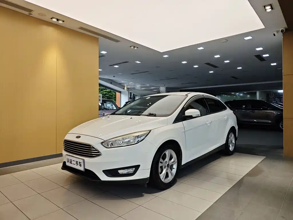 Ford Focus 2016 — фото 1